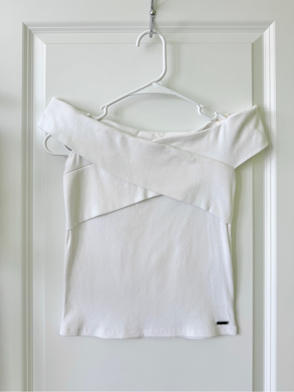 Hollister White Ribbed Wrap-Front Off-Shoulder Blouse (in size M)